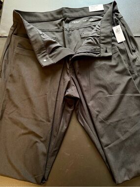 Old Navy Active Tech Hybrid Pants Black Slim 34x32 NWT 4-Way Stretch